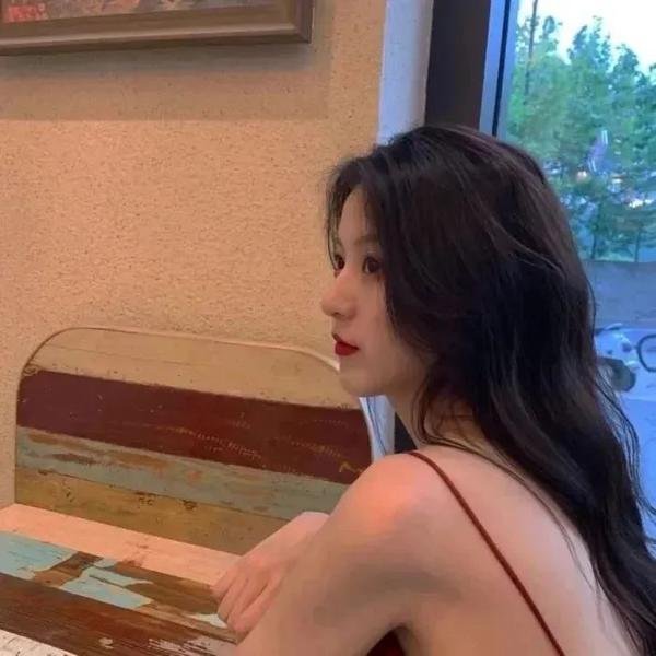 血溅金粉狱